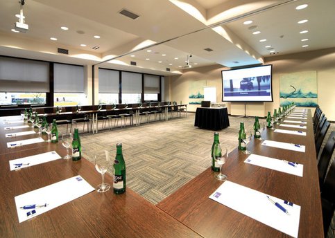 Main meeting room hotel barcelo praha25 8632